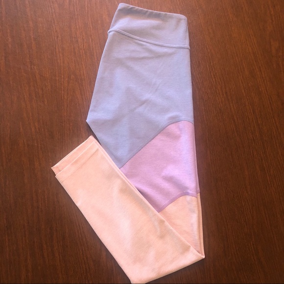 Outdoor Voices 7/8 Springs Leggings - Picture 4 of 5